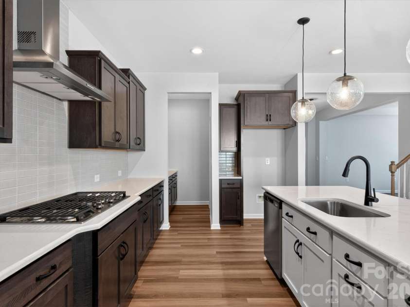 2234 Camber Drive, Gastonia, NC 28054.  MLS# CAR4314341, YatesRealty ID 20587. Kitchen