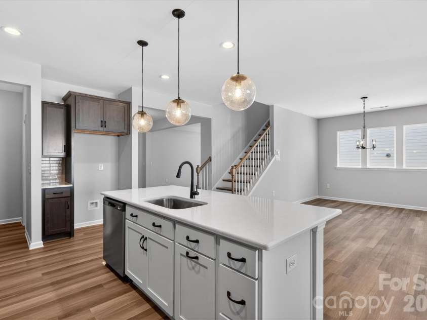 2234 Camber Drive, Gastonia, NC 28054.  MLS# CAR4314341, YatesRealty ID 20587. Kitchen/Morning Room
