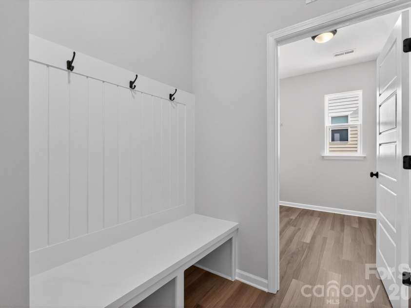 2234 Camber Drive, Gastonia, NC 28054.  MLS# CAR4314341, YatesRealty ID 20587. Mud Room