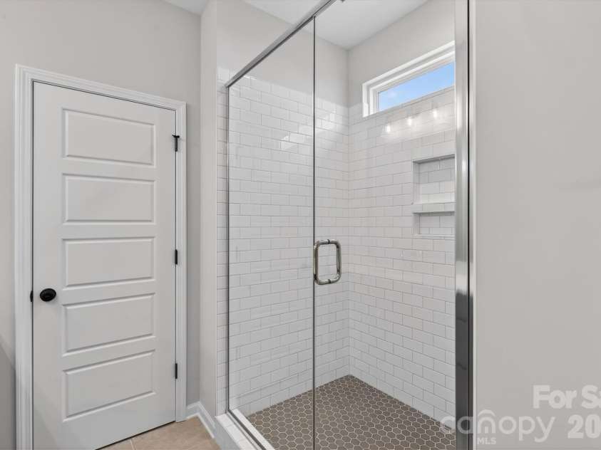 2234 Camber Drive, Gastonia, NC 28054.  MLS# CAR4314341, YatesRealty ID 20587. Premier Bath