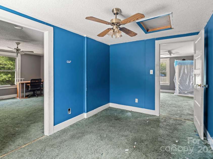 2809 Main Street, Kannapolis, NC 28081.  MLS# CAR4259233, YatesRealty ID 20587. 