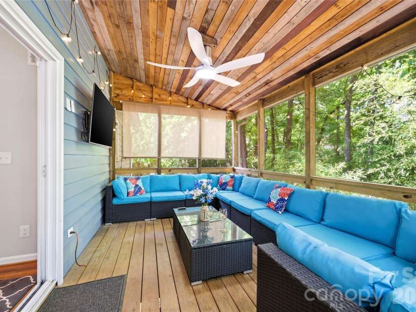 3066 Point Clear Drive, Fort Mill, SC 29708.  MLS# CAR4373528, YatesRealty ID 20589. 