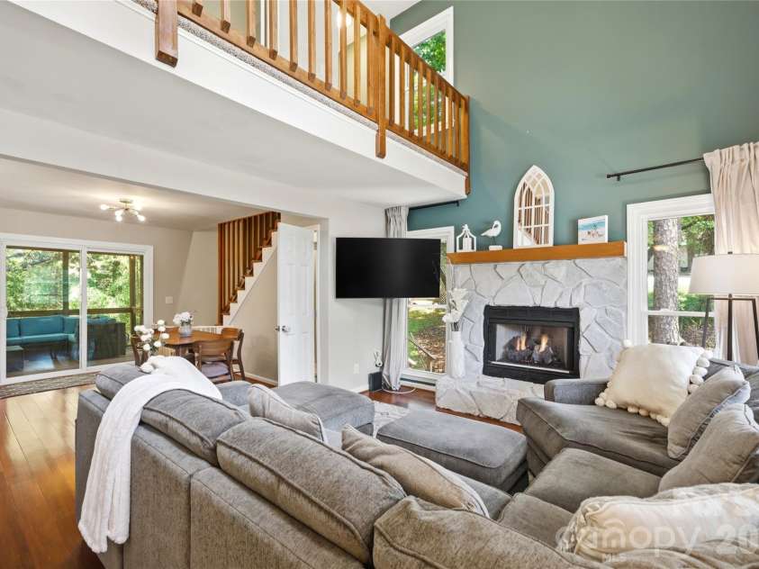 3066 Point Clear Drive, Fort Mill, SC 29708.  MLS# CAR4373528, YatesRealty ID 20589. 