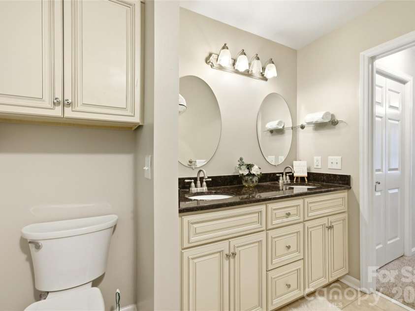 3066 Point Clear Drive, Fort Mill, SC 29708.  MLS# CAR4373528, YatesRealty ID 20589. 