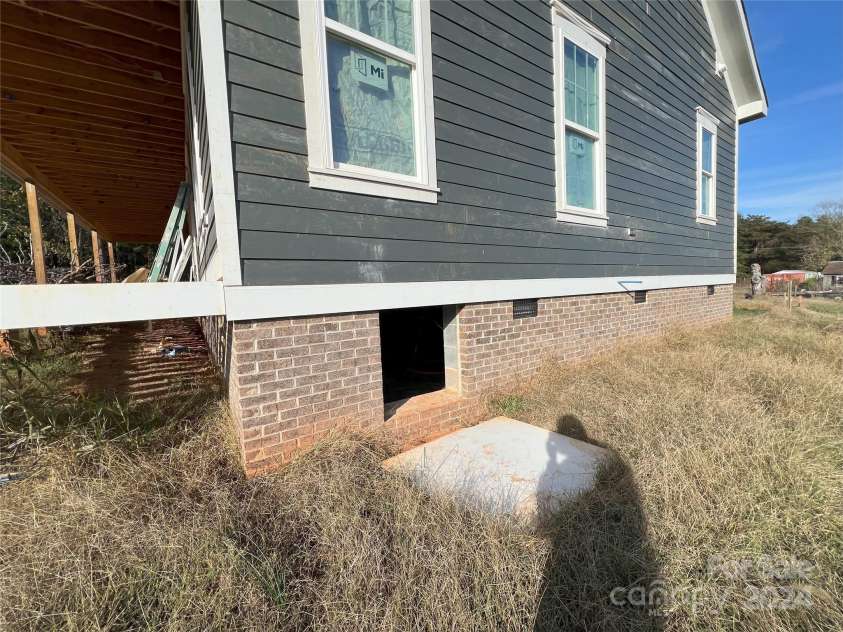 1517 Sugarfarm Road, Catawba, NC 28609.  MLS# CAR4200401, YatesRealty ID 2059. 