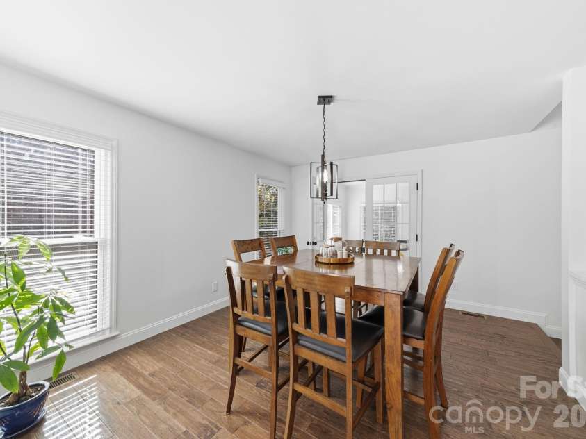 5204 Tedorill Lane, Charlotte, NC 28226.  MLS# CAR4320520, YatesRealty ID 20591. Dining Room