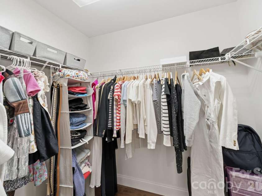 5204 Tedorill Lane, Charlotte, NC 28226.  MLS# CAR4320520, YatesRealty ID 20591. Owner's walk-in closet