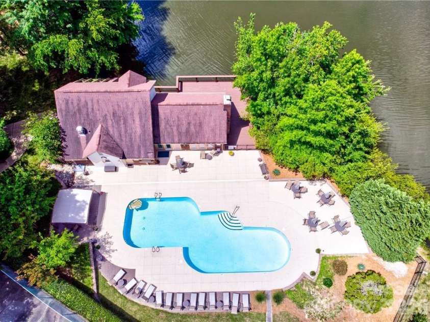 5204 Tedorill Lane, Charlotte, NC 28226.  MLS# CAR4320520, YatesRealty ID 20591. Pool & Clubhouse