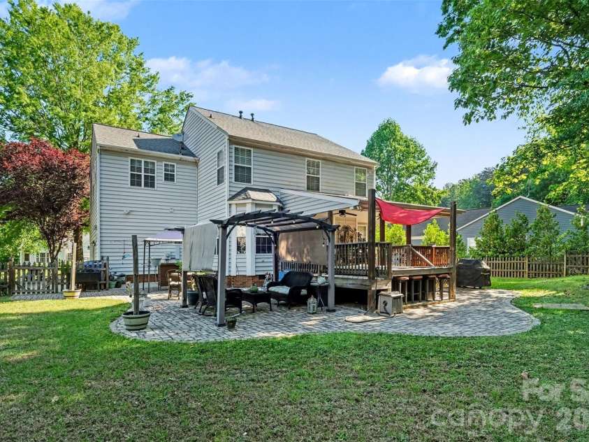 153 Castleton Drive, Mooresville, NC 28117.  MLS# CAR4364849, YatesRealty ID 20592. 