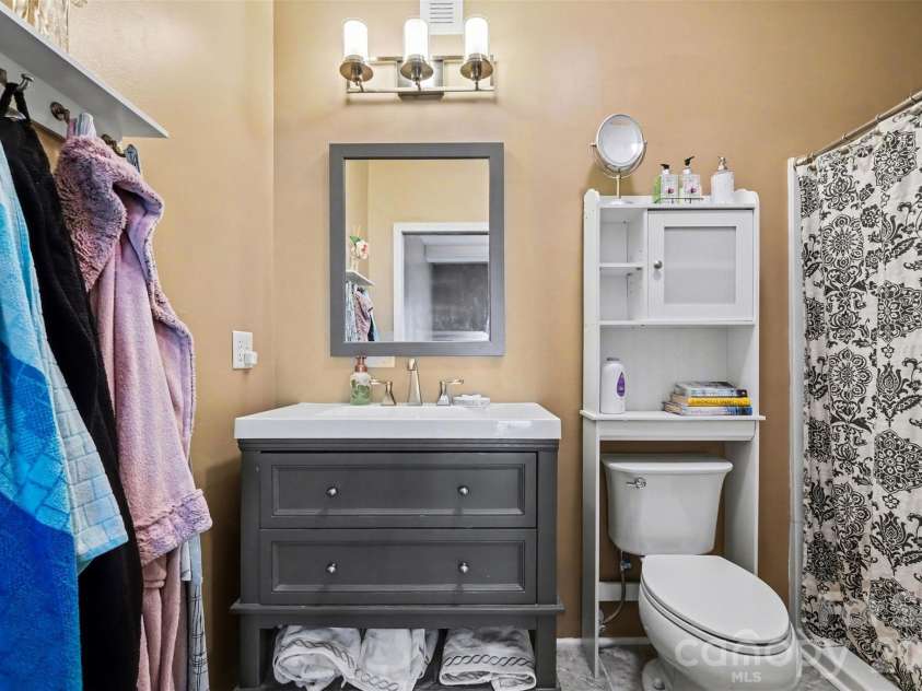 153 Castleton Drive, Mooresville, NC 28117.  MLS# CAR4364849, YatesRealty ID 20592. Adjacent bathroom; unpermitted and unheated.