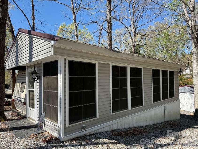 174 Canyon Loop, Mount Gilead, NC 27306.  MLS# CAR4365708, YatesRealty ID 20593. 