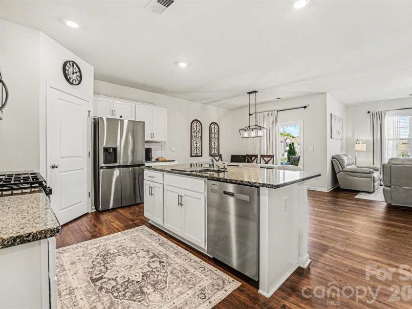 115 Old Home Road, Statesville, NC 28677.  MLS# CAR4366193, YatesRealty ID 20594. 