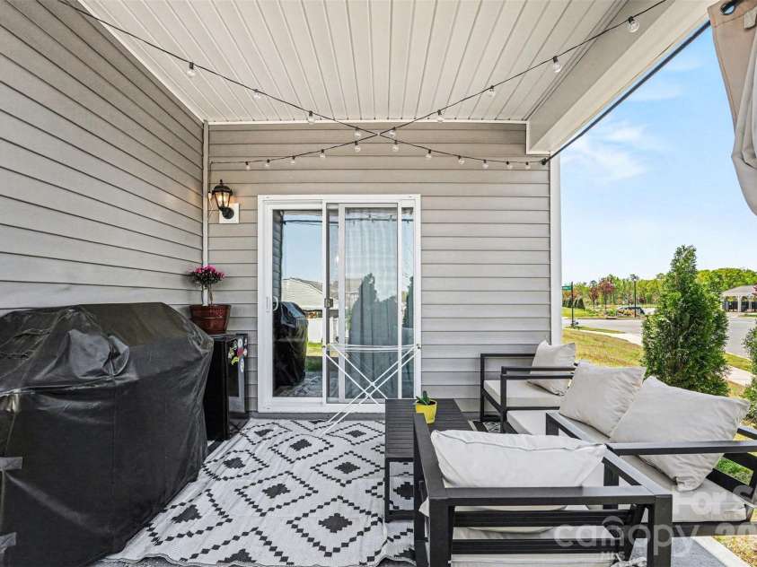 115 Old Home Road, Statesville, NC 28677.  MLS# CAR4366193, YatesRealty ID 20594. 