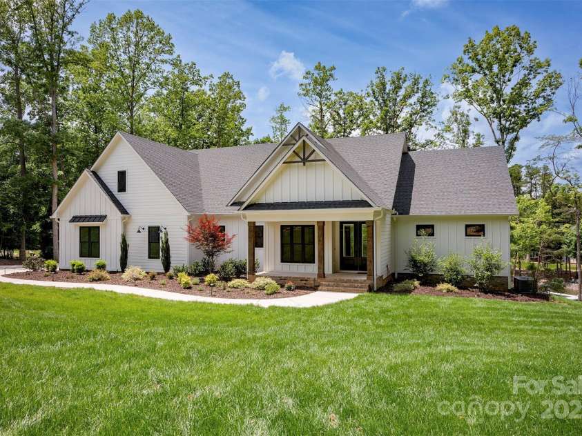 176 Windwood Lane, Troutman, NC 28166.  MLS# CAR4270586, YatesRealty ID 20597. 