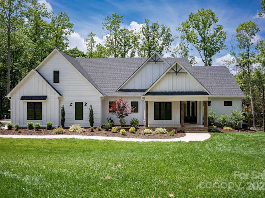 176 Windwood Lane, Troutman, NC 28166.  MLS# CAR4270586, YatesRealty ID 20597. 
