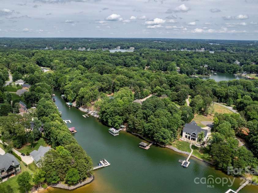 176 Windwood Lane, Troutman, NC 28166.  MLS# CAR4270586, YatesRealty ID 20597. 