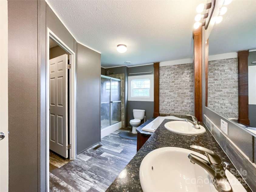 5321 State line Road, Marshville, NC 28103.  MLS# CAR4271916, YatesRealty ID 20598. 