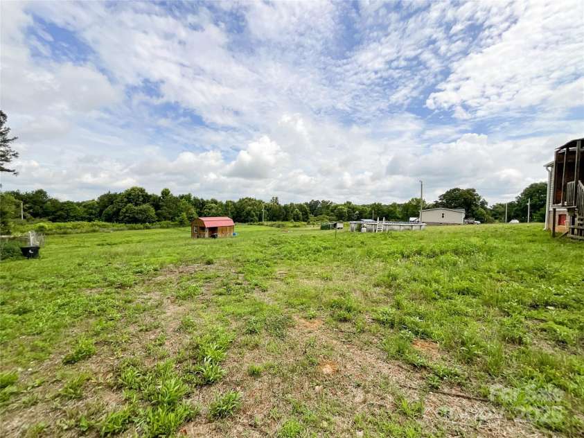 5321 State line Road, Marshville, NC 28103.  MLS# CAR4271916, YatesRealty ID 20598. 