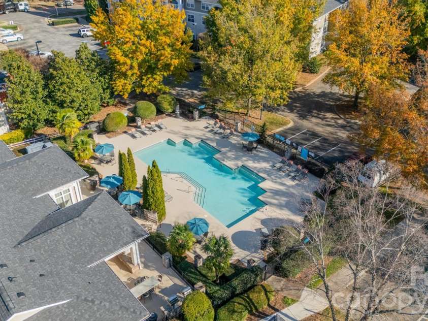 18426 Catawba Avenue, Cornelius, NC 28031.  MLS# CAR4392040, YatesRealty ID 20599. 