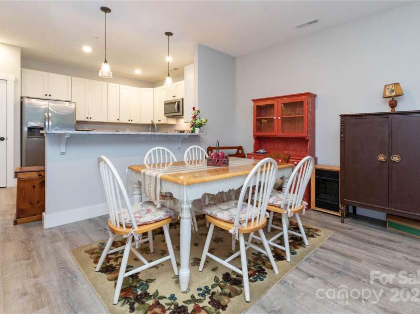 138 Foxden Drive, Fletcher, NC 28732.  MLS# CAR4258782, YatesRealty ID 206. 