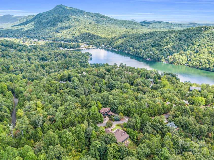 181 Highland Heights, Lake Lure, NC 28746.  MLS# CAR4183950, YatesRealty ID 206. 