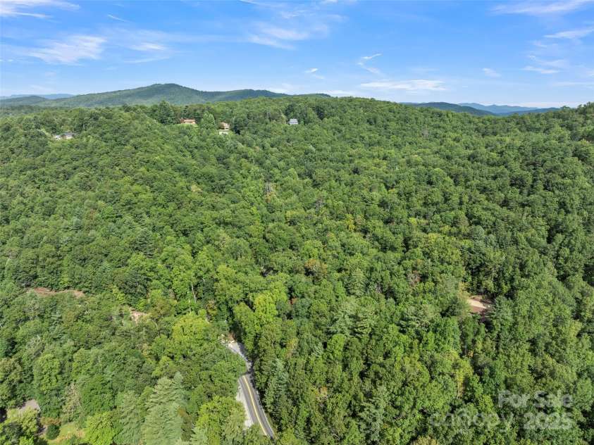 812 Crab Creek Road, Hendersonville, NC 28739.  MLS# CAR4313649, YatesRealty ID 206. 