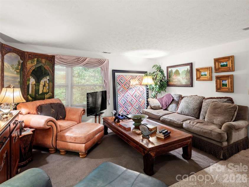 812 Crab Creek Road, Hendersonville, NC 28739.  MLS# CAR4313649, YatesRealty ID 206. 