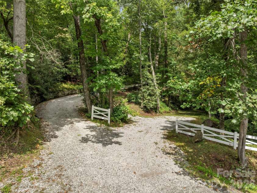812 Crab Creek Road, Hendersonville, NC 28739.  MLS# CAR4313649, YatesRealty ID 206. 
