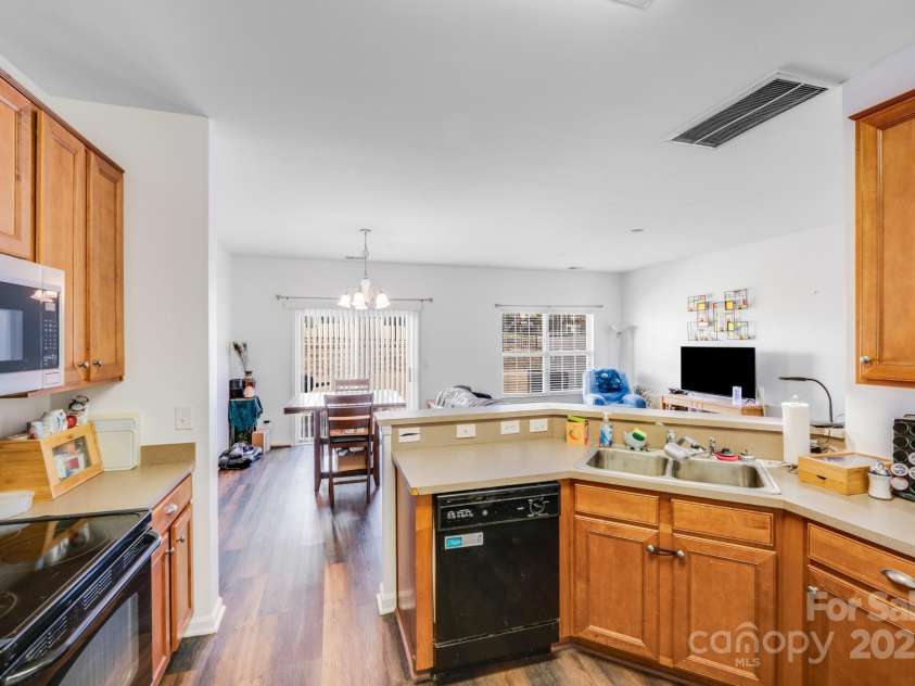 10316 Stineway Court, Pineville, NC 28134.  MLS# CAR4224915, YatesRealty ID 2060. 