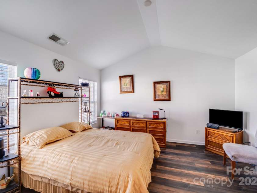 10316 Stineway Court, Pineville, NC 28134.  MLS# CAR4224915, YatesRealty ID 2060. 