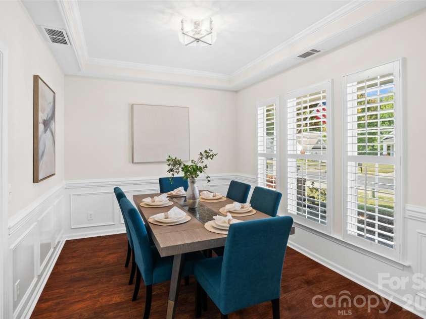 10471 Scotland Avenue, Fort Mill, SC 29707.  MLS# CAR4347664, YatesRealty ID 2060. Bright Dining Room
