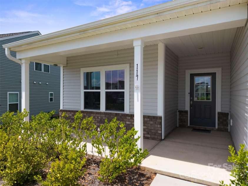 117 Carmine Court, Troutman, NC 28166.  MLS# CAR4269982, YatesRealty ID 20601. 