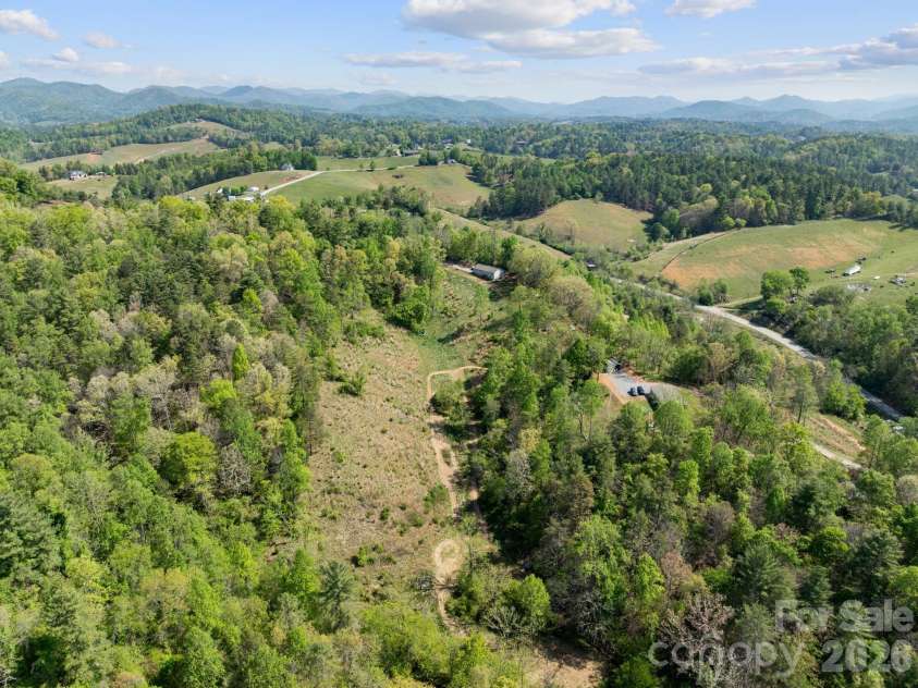191 Posey Griffin Drive, Mars Hill, NC 28754.  MLS# CAR4374358, YatesRealty ID 20601. 