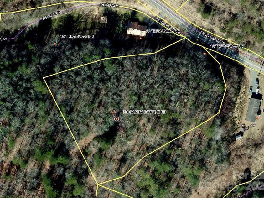 691 Sandy Bottom Road, Marshall, NC 28753.  MLS# CAR4272745, YatesRealty ID 20602. GIS Map
