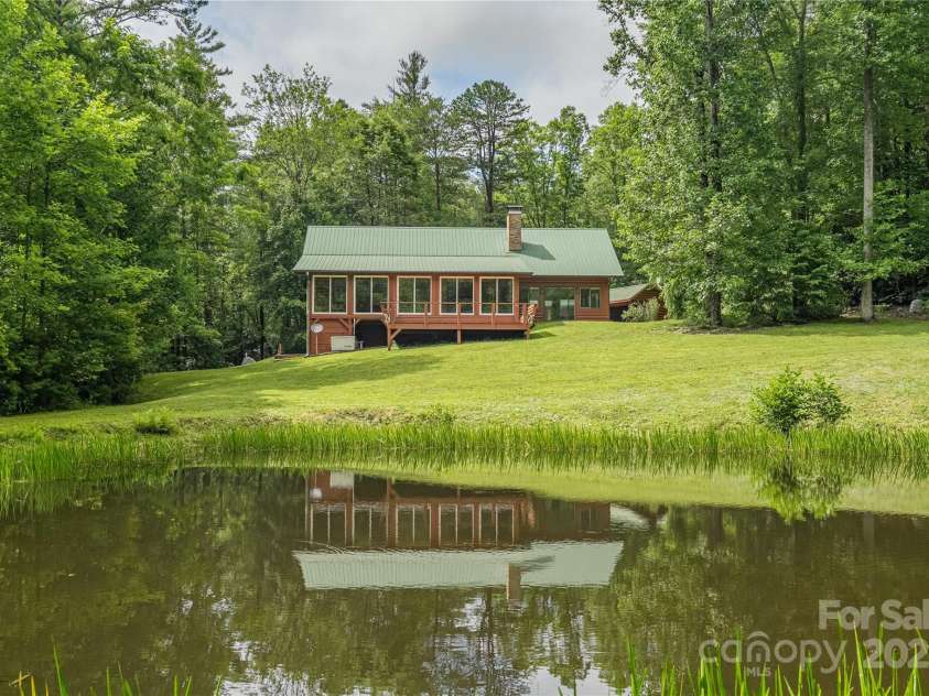 288 Hard To Find Drive, Brevard, NC 28712.  MLS# CAR4272711, YatesRealty ID 20603. 