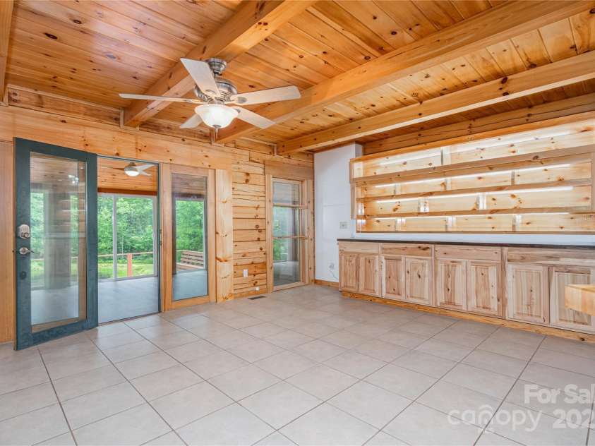 288 Hard To Find Drive, Brevard, NC 28712.  MLS# CAR4272711, YatesRealty ID 20603. 