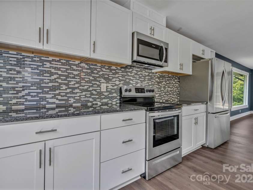 41 Remembrance Ridge, Flat Rock, NC 28731.  MLS# CAR4270719, YatesRealty ID 20604. 