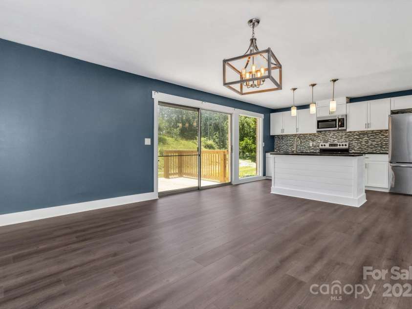 41 Remembrance Ridge, Flat Rock, NC 28731.  MLS# CAR4270719, YatesRealty ID 20604. 