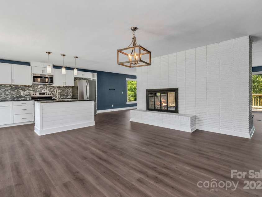 41 Remembrance Ridge, Flat Rock, NC 28731.  MLS# CAR4270719, YatesRealty ID 20604. 