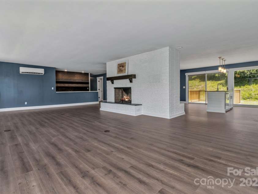 41 Remembrance Ridge, Flat Rock, NC 28731.  MLS# CAR4270719, YatesRealty ID 20604. 