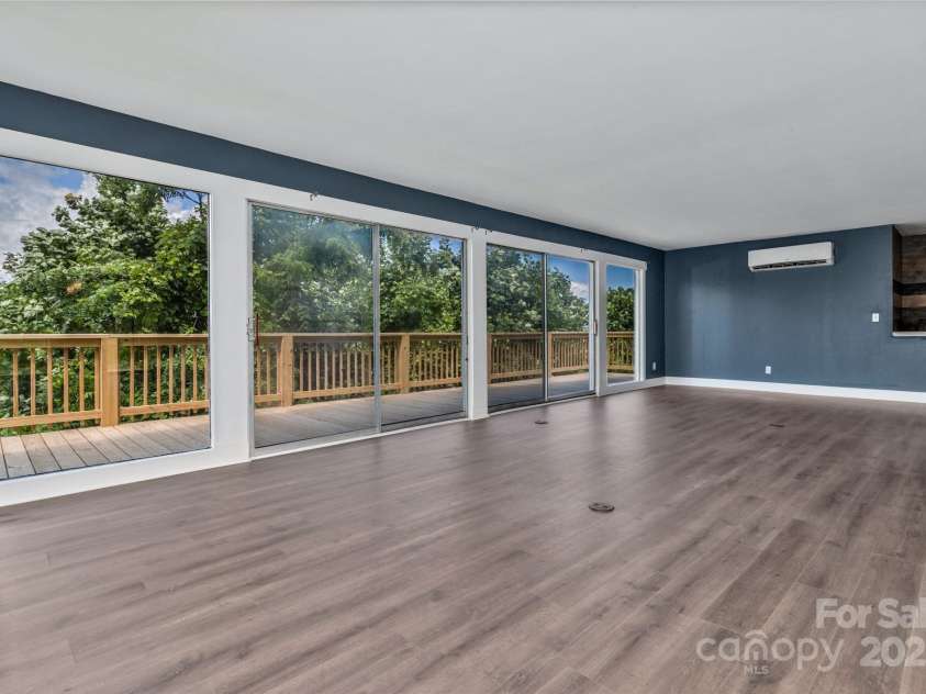 41 Remembrance Ridge, Flat Rock, NC 28731.  MLS# CAR4270719, YatesRealty ID 20604. 