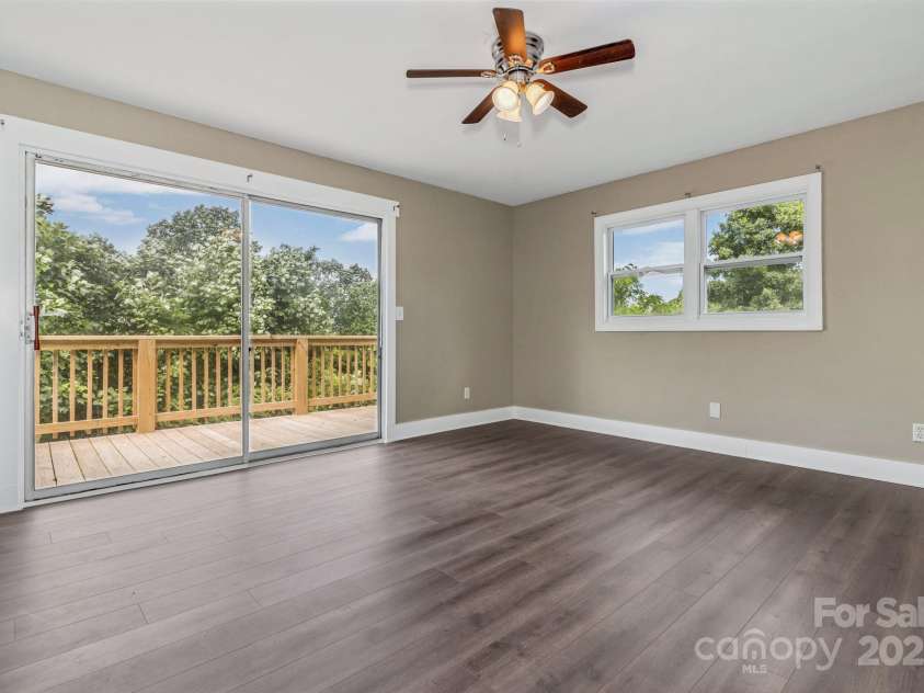 41 Remembrance Ridge, Flat Rock, NC 28731.  MLS# CAR4270719, YatesRealty ID 20604. 