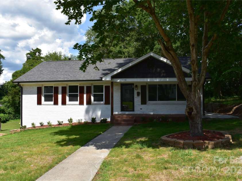 1038 Holmes Avenue, Salisbury, NC 28144.  MLS# CAR4272782, YatesRealty ID 20606. 