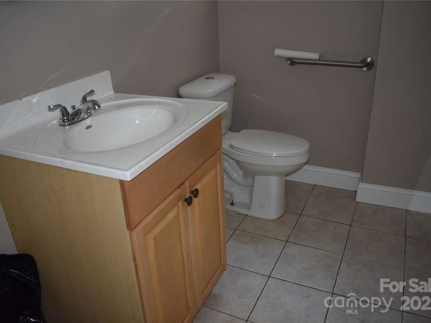 1038 Holmes Avenue, Salisbury, NC 28144.  MLS# CAR4272782, YatesRealty ID 20606. 