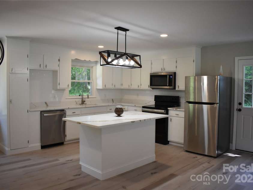 1038 Holmes Avenue, Salisbury, NC 28144.  MLS# CAR4272782, YatesRealty ID 20606. 