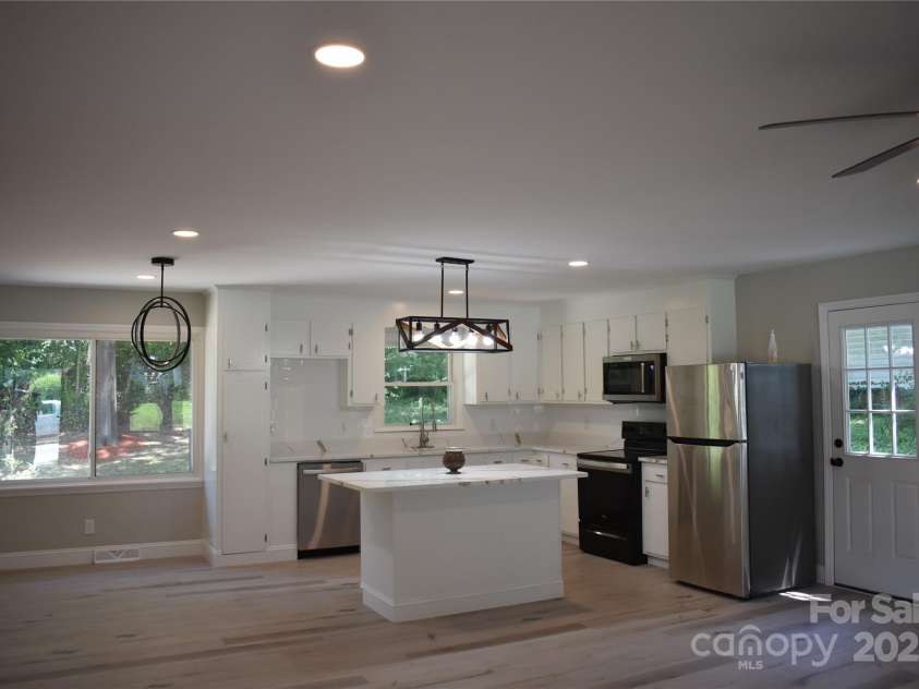 1038 Holmes Avenue, Salisbury, NC 28144.  MLS# CAR4272782, YatesRealty ID 20606. 