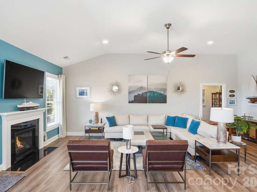 311 Conservancy Drive, Belmont, NC 28012.  MLS# CAR4375702, YatesRealty ID 20606. 