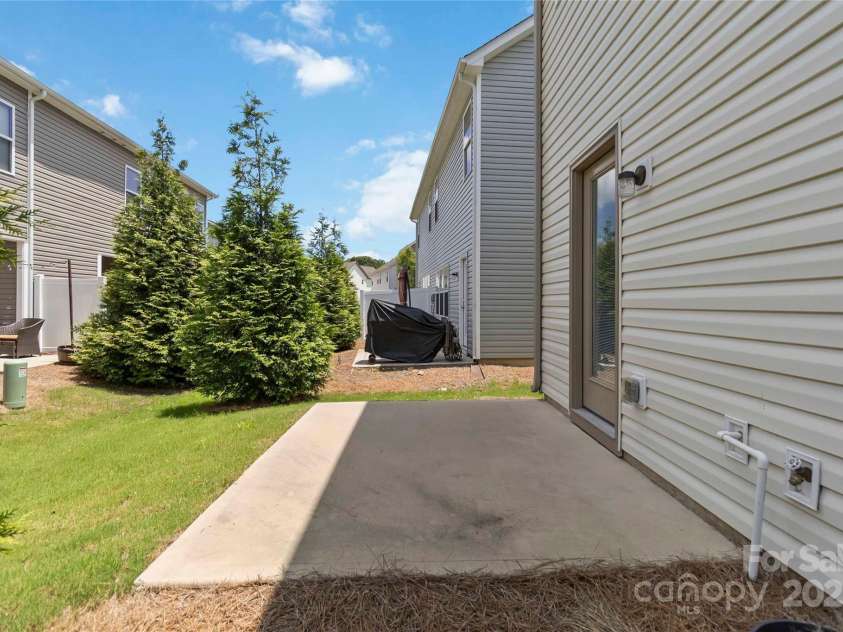 14027 Clayborn Street, Midland, NC 28107.  MLS# CAR4272777, YatesRealty ID 20607. 