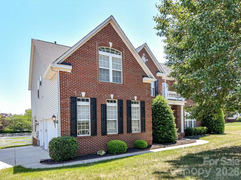 139 Corona Circle, Mooresville, NC 28117.  MLS# CAR4378145, YatesRealty ID 20608. 