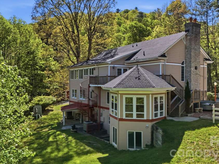 1644 Broadstone Road, Banner Elk, NC 28604.  MLS# CAR4349830, YatesRealty ID 2061. 
